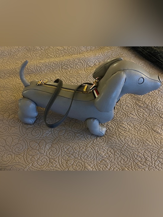 Thom Browne Handbags - HÉCTOR Thom Browne Gray Dachshund-Shaped Leather Crossbody Bag with Gold